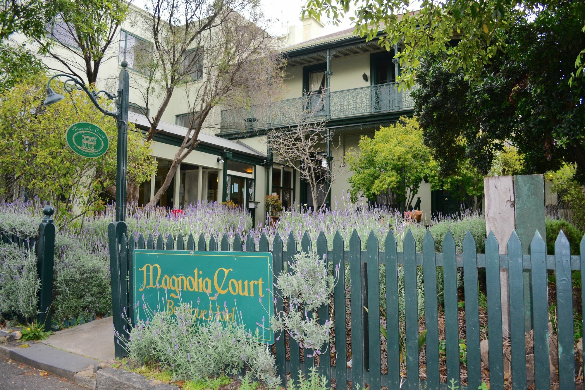 Magnolia Court Boutique Hotel Melbourne Eksteriør billede